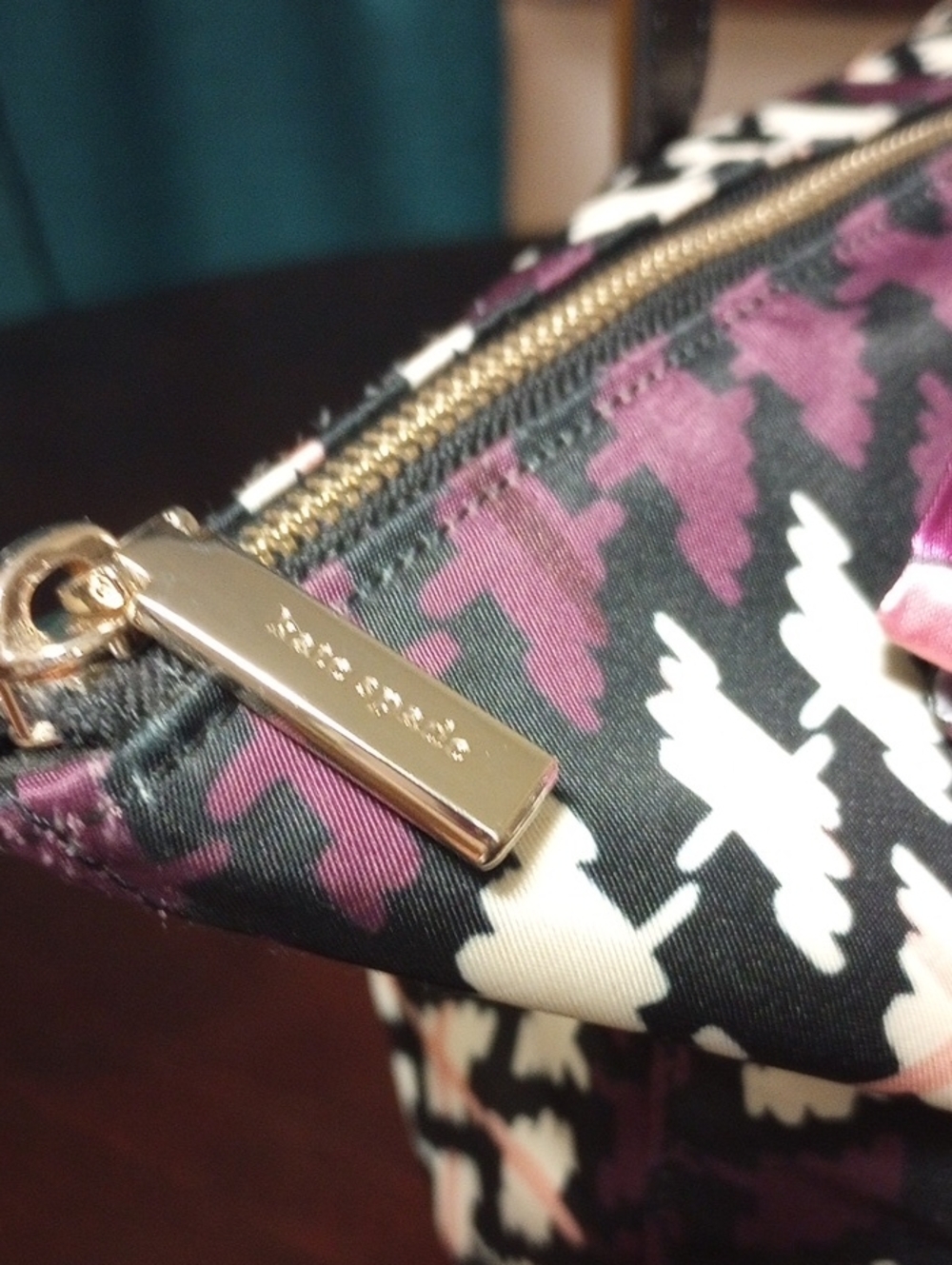 Kate Spade Kitt Tote w/Brooch and Scarf - Picture 10 of 16